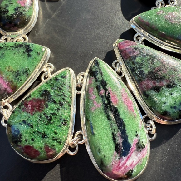 Ruby Zoisite Necklace! Handmade Gemstones and 925 Stamped Sterling Silver! - Picture 2 of 11